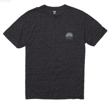 画像をギャラリービューアに読み込む, VISSLA ヴィスラ TEE TEMPLE OF RA TEE BLH M