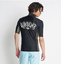 画像をギャラリービューアに読み込む, QUIKSILVER クイックシルバー ラッシュガード BLACK MAGIC SR Mサイズ