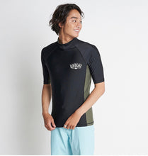 画像をギャラリービューアに読み込む, QUIKSILVER クイックシルバー ラッシュガード BLACK MAGIC SR Mサイズ